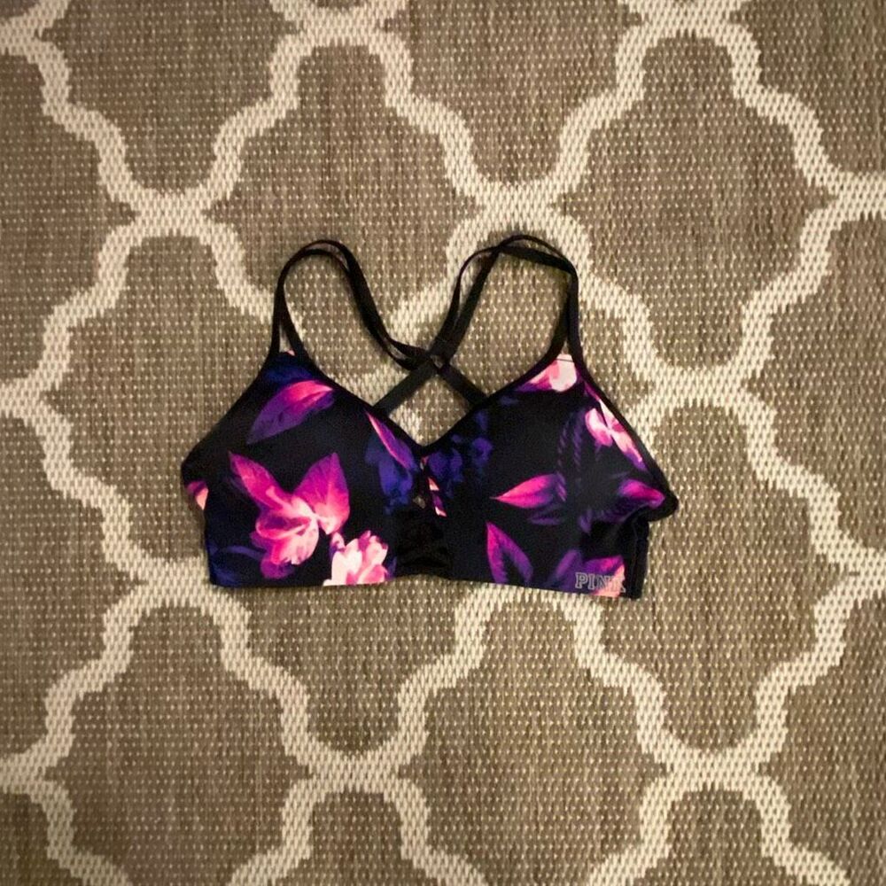 Victoria’s Secret Pink ultimate push up sports bra, size medium